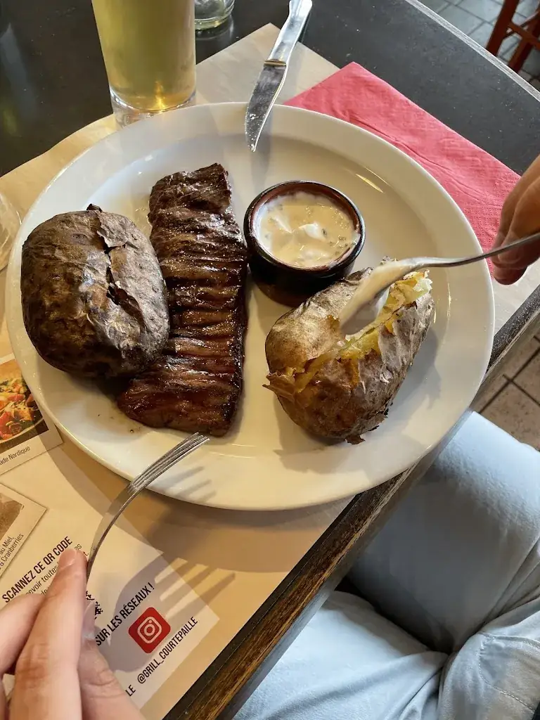 Lê Tuong Vi Virginie_Courtepaille_Pouilly-en-Auxois_review