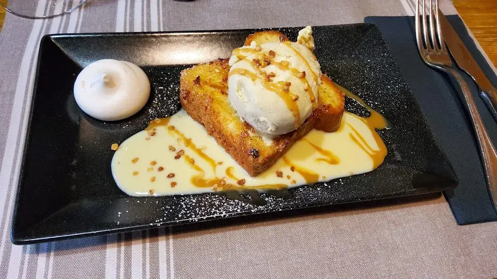 Café restaurant de l'hôtel de ville_Quingey_slider_image_2