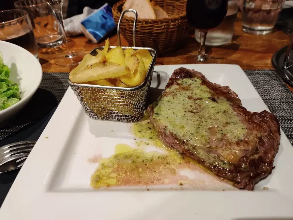 Jennifer Tsai_La Sergenterie_Poligny_review