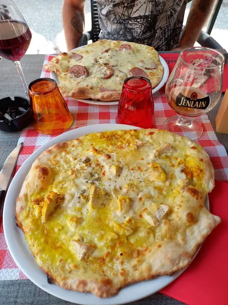 Le Casta_Poligny_slider_image_2