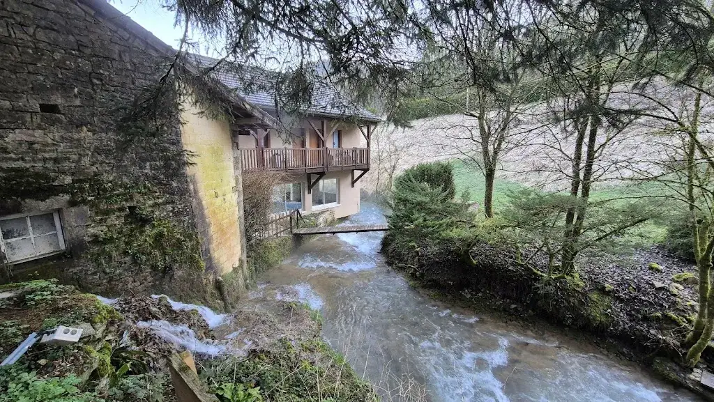 William Bond_Hotel La Vallée Heureuse_Poligny_review