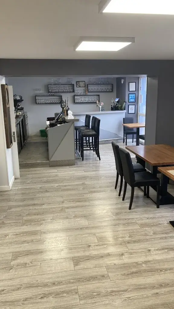 Lara Lipinska_Ô p'tit atelier_Pusey_review