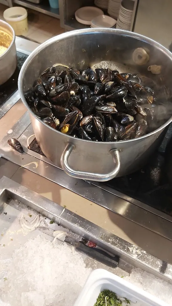 Menu_Crescendo Restaurant_Pusey_image_5