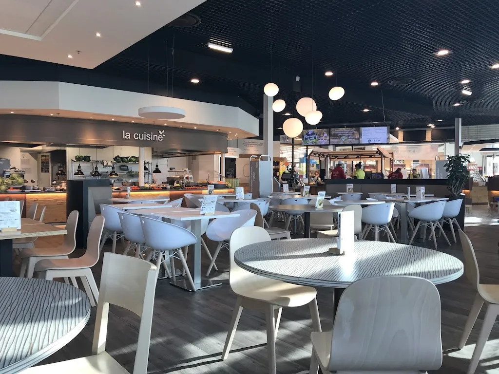 Rene H_Crescendo Restaurant_Pusey_review