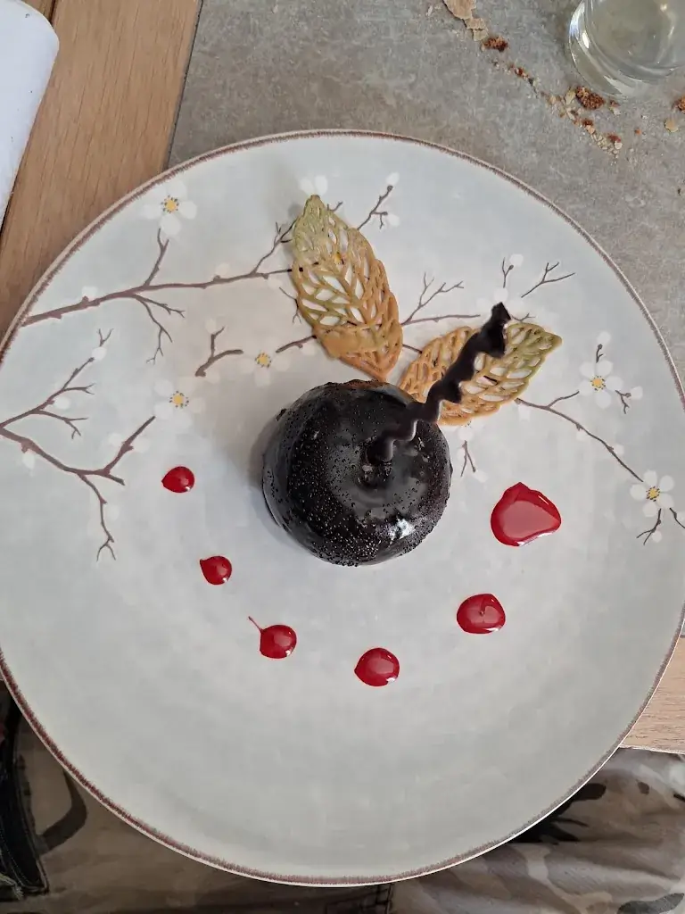 Marie Christine Hely_Racines_Montbozon_review