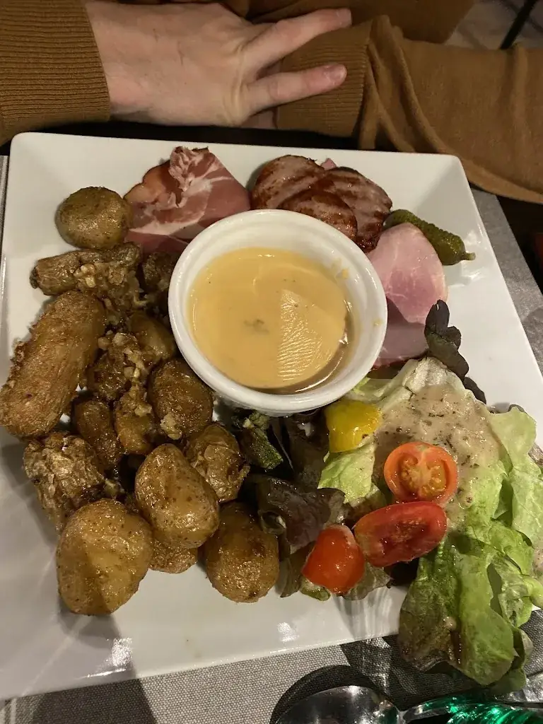 Jade Gaudey_Restaurant du Lac_Rioz_review