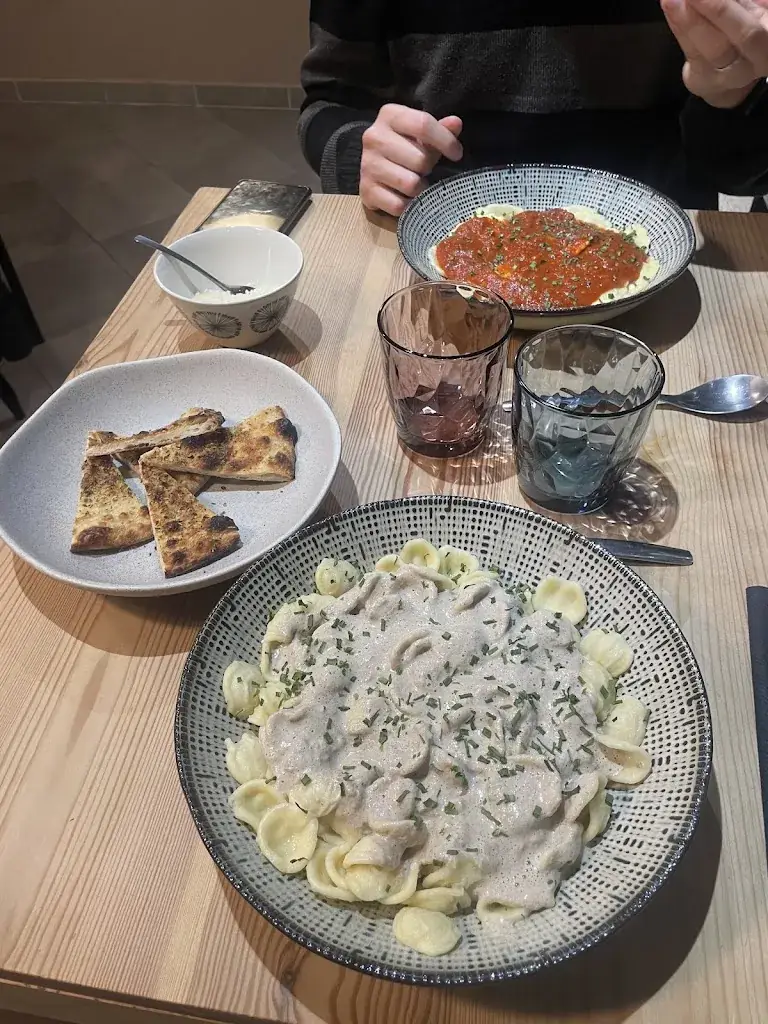 Mélanie Boukhenous Marchand_La Cucina_Neuvelle-lès-Cromary_review