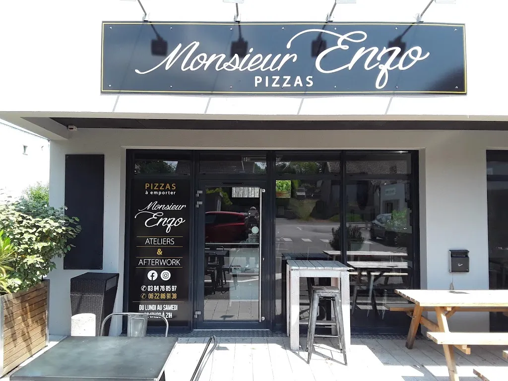 Monsieur Enzo restaurant in Rioz