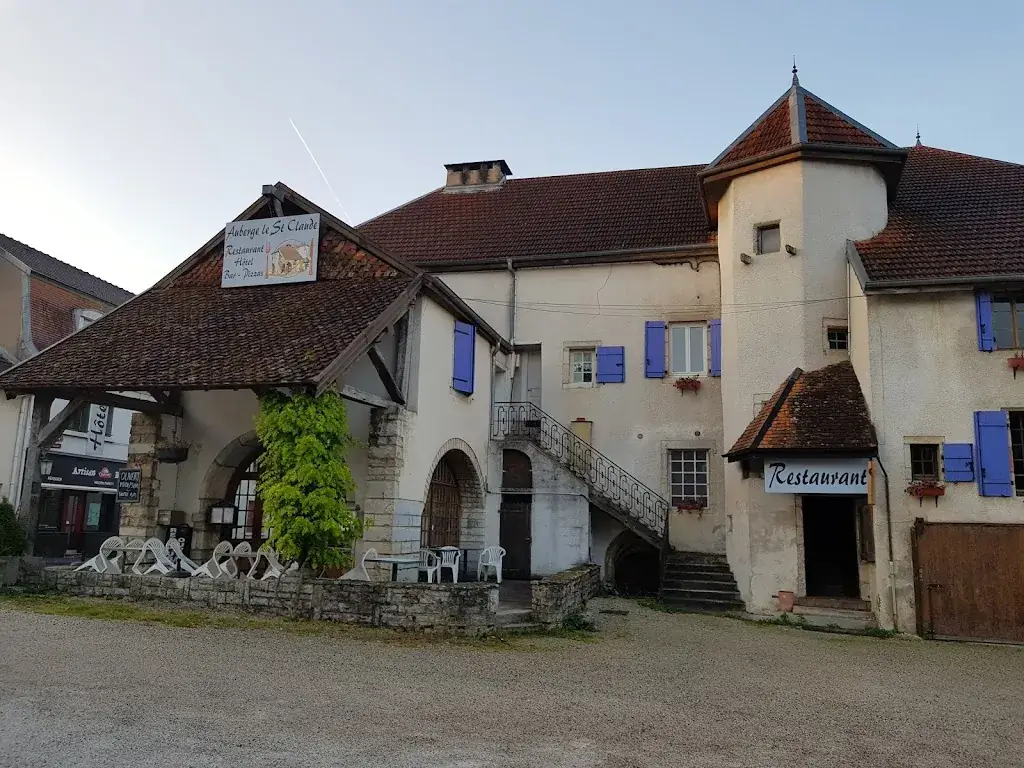 Auberge Le Saint Claude restaurant in Rioz