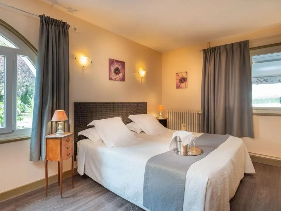 Logis Hôtel le Coq Hardi ristorante a Pouilly-sur-Loire