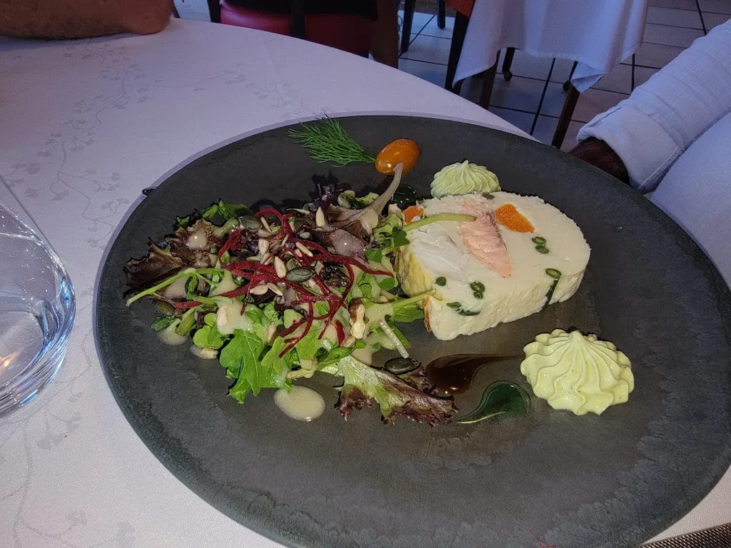 Hôtel Restaurant La Maison Blanche_Romanèche-Thorins_slider_image_3