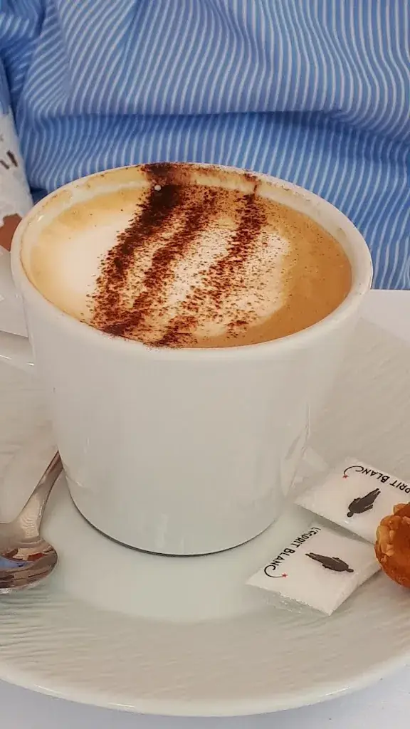 Menu_Restaurant Rouge et Blanc · Georges Blanc_Romanèche-Thorins_image_5