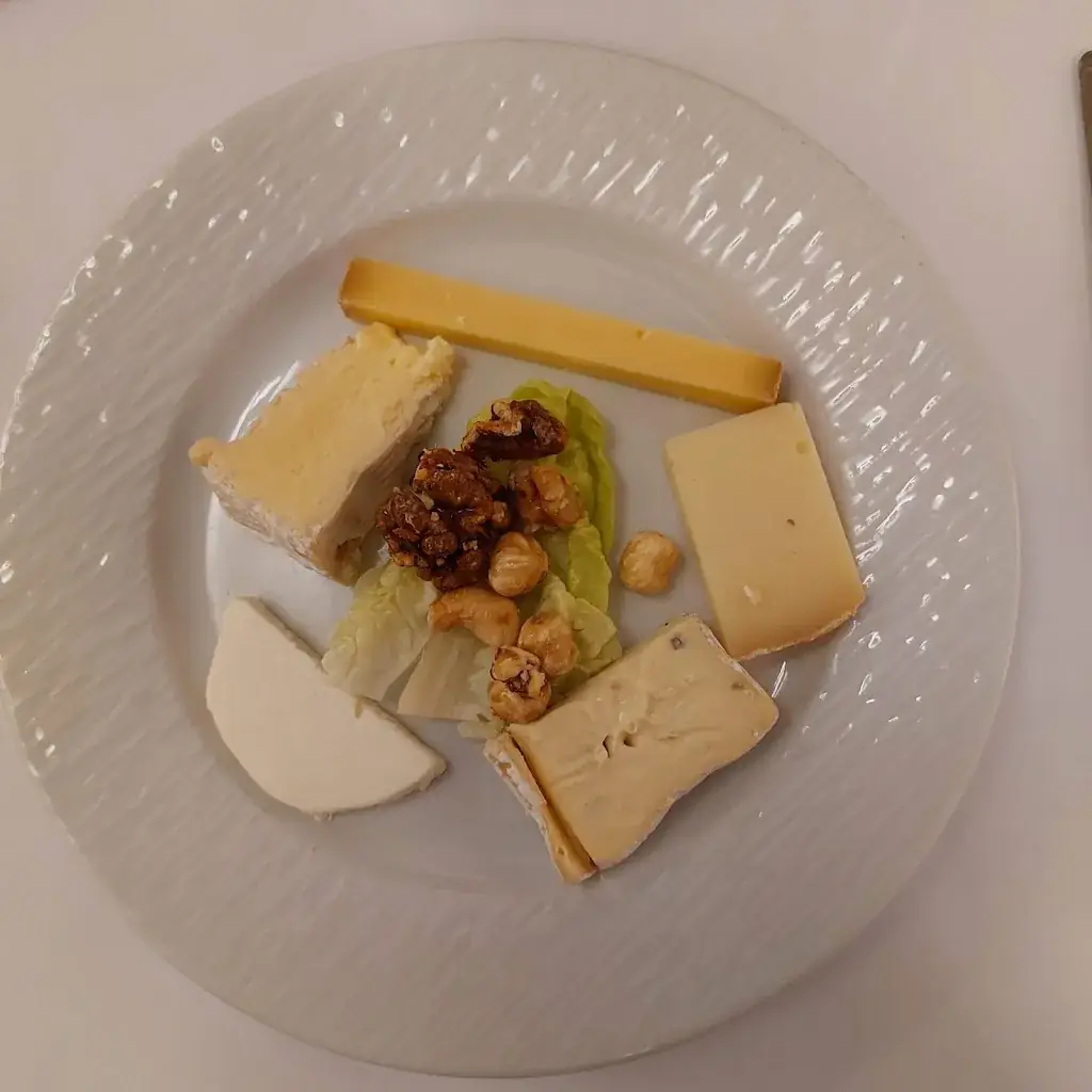 Menu_Restaurant Rouge et Blanc · Georges Blanc_Romanèche-Thorins_image_9