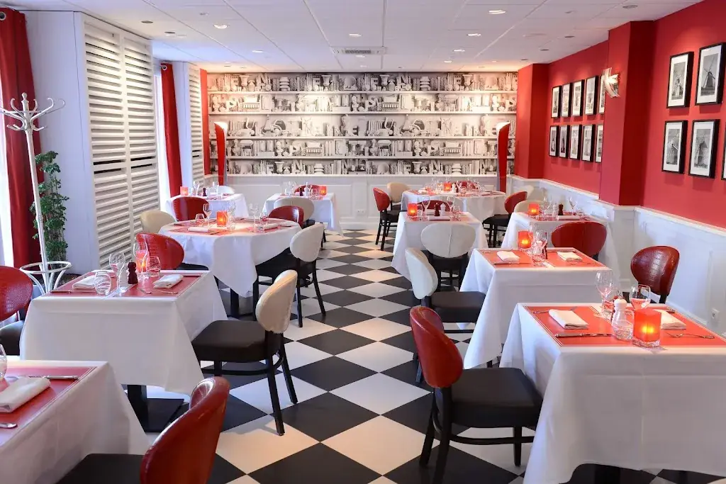 Restaurant Rouge et Blanc · Georges Blanc restaurant in Romanèche-Thorins