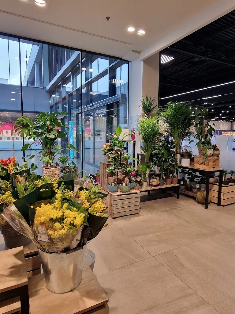 Centre commercial Les Portes de l'Allier_Avermes_slider_image_3