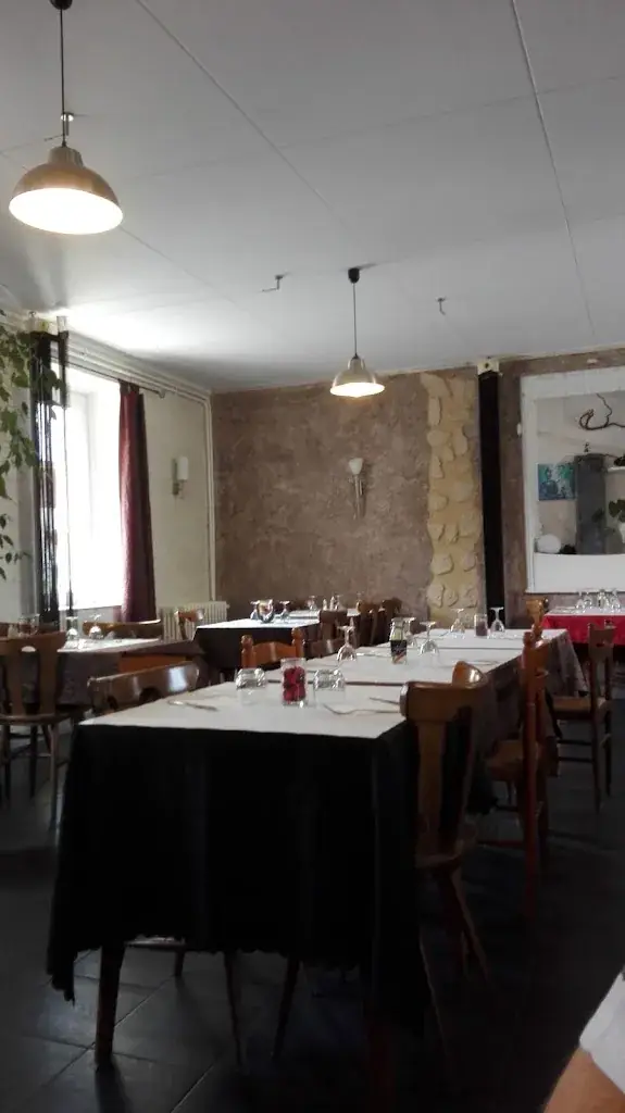 Le Saint-Georges restaurant in Saint-Berain-sous-Sanvignes
