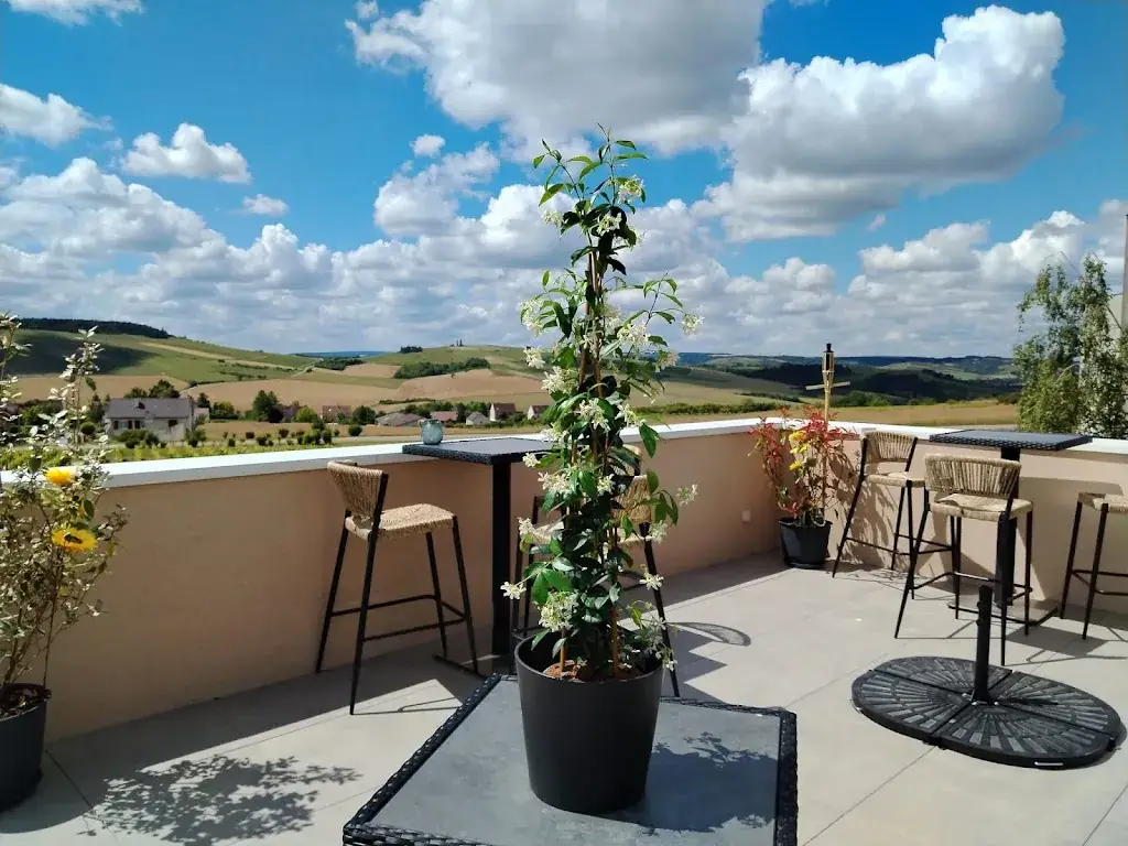 Restaurant Le Belle Croix_Saint-Bris-le-Vineux_slider_image_1