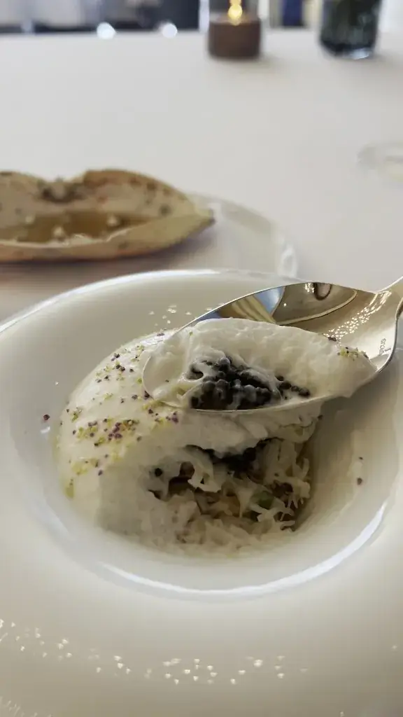 Belinda Ch (Belinda Ch)_Hôtel Restaurant Valrose_Rougemont_recensione