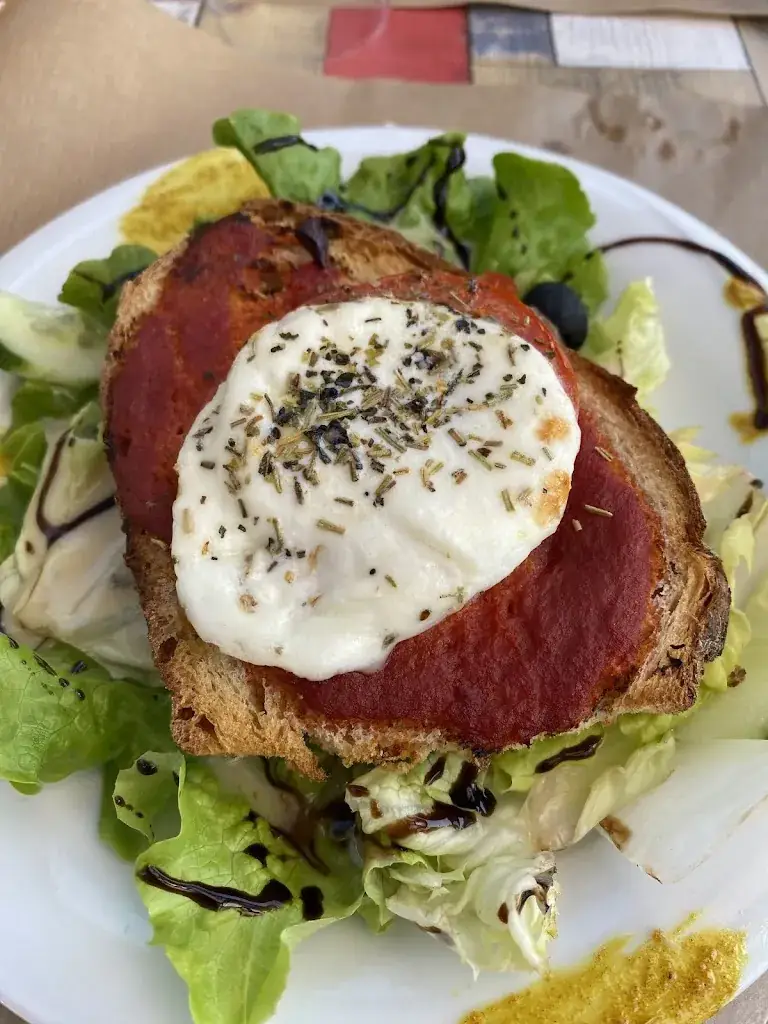 Sandra Horstmann_Restaurant Le Kirikou_Cuse-et-Adrisans_review