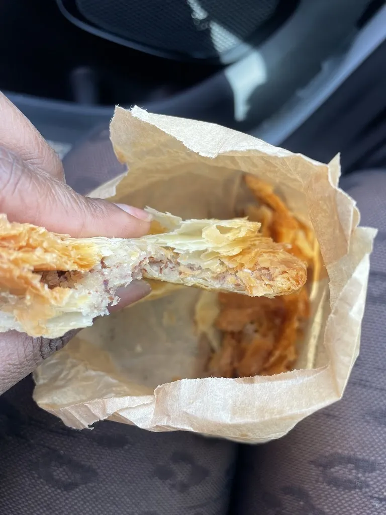 Andrea Niamien_Marie Blachère Boulangerie Sandwicherie Tarterie_Avermes_review