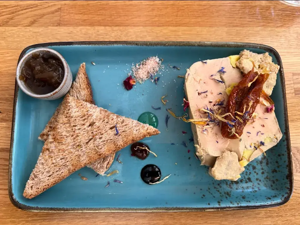 Michael Oswald_Au Grès des Envies_Saint-Amand-en-Puisaye_review