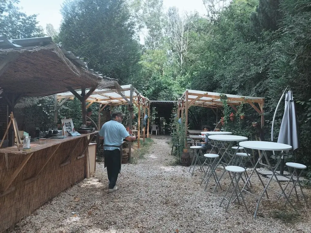 La Kaz à Papy restaurant in Saint-Amand-en-Puisaye