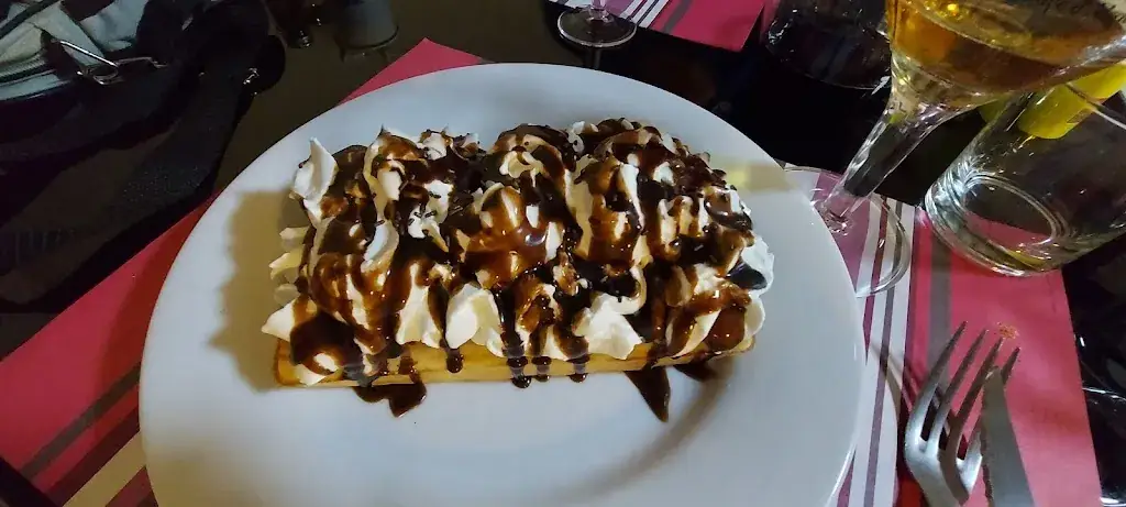 Josiane Kools_Au Carrefour de la Puisaye_Saint-Amand-en-Puisaye_review