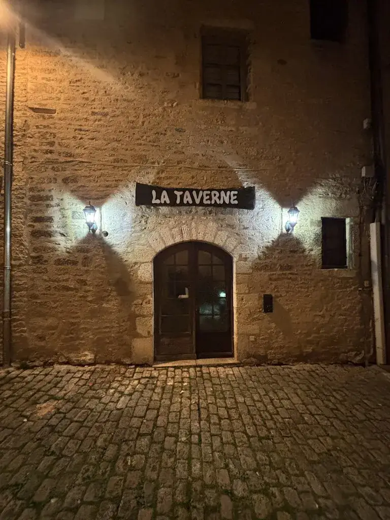 La taverne_Saint-Gengoux-le-National_slider_image_3
