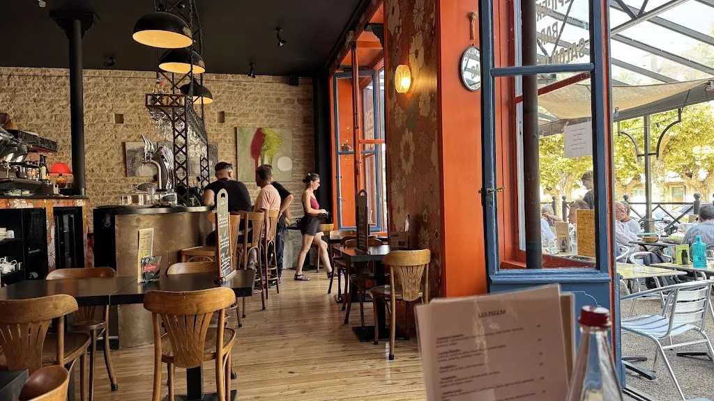 Les Pieds Bleus_Saint-Gengoux-le-National_slider_image_2