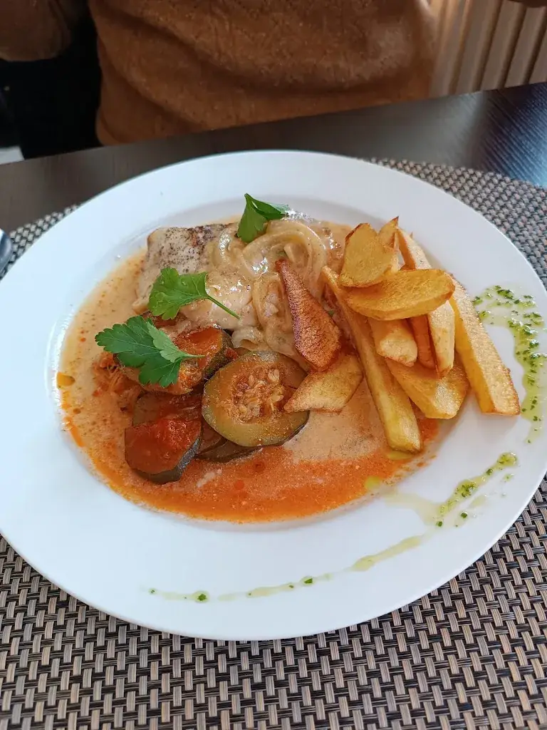 Menu_Restaurant Le Phœnix_Saint-Germain-du-Plain_immagine_9