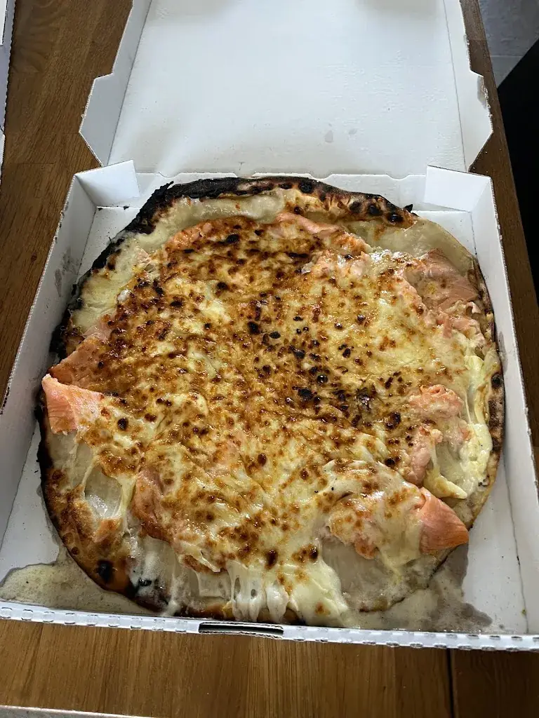 Menu_Pizzeria l'Escale_Saint-Germain-du-Plain_image_5