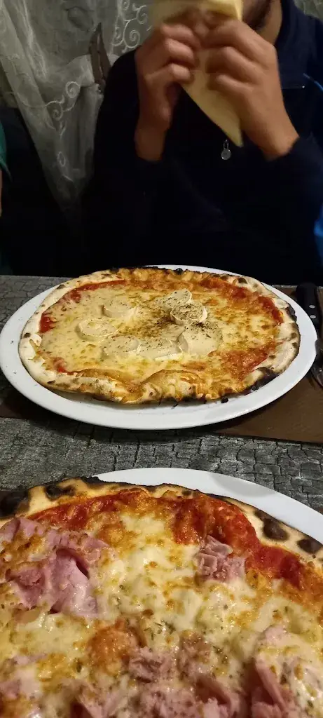 Menu_Pizzeria l'Escale_Saint-Germain-du-Plain_image_7