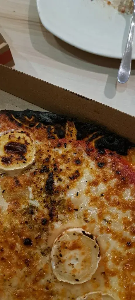 Baptiste_Pizzeria l'Escale_Saint-Germain-du-Plain_review