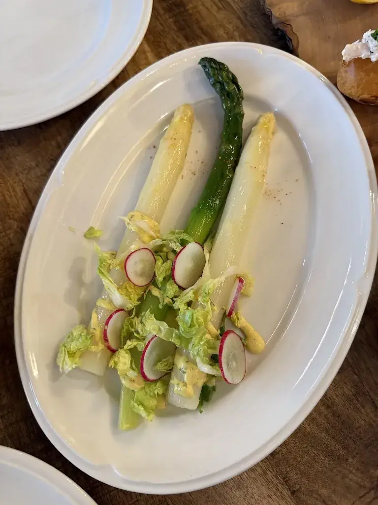 Kristen Hanley_Le Jardin Saint-Germain_Paris_review