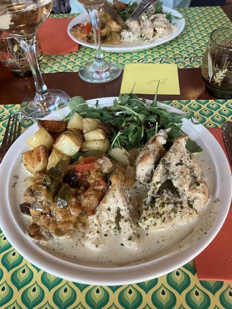 La Cuisine de D..._Saint-Germain-du-Bois_slider_image_3