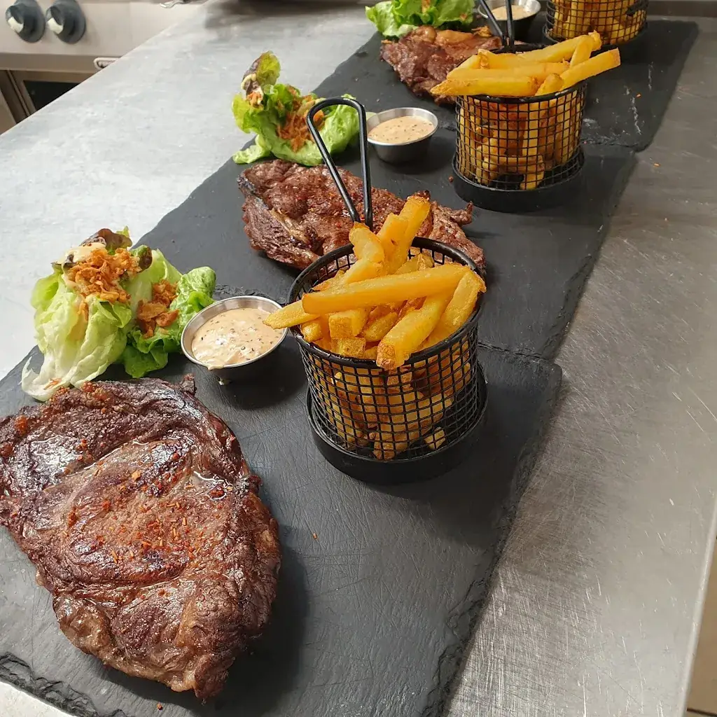 Le Bistrot du Château_Saint-Fargeau_slider_image_3