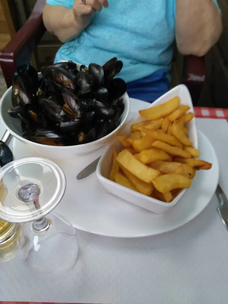 Menu_Au Rendez-Vous des Pêcheurs_Saint-Fargeau_immagine_9