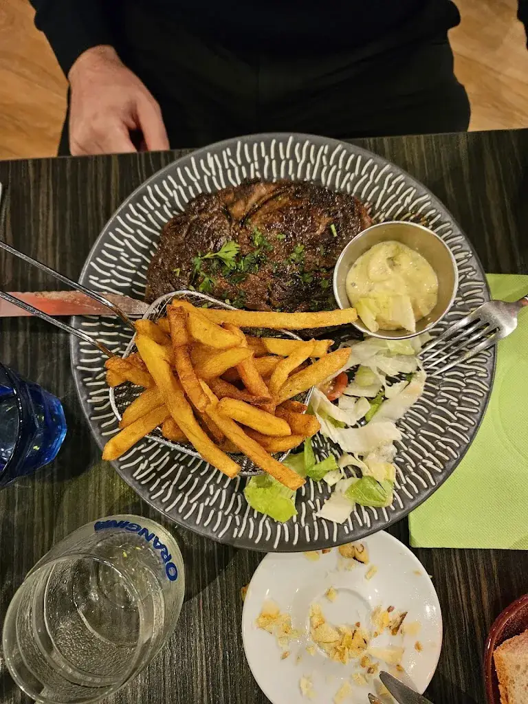 M. D._Le Comptoir de Marius_Roye_review