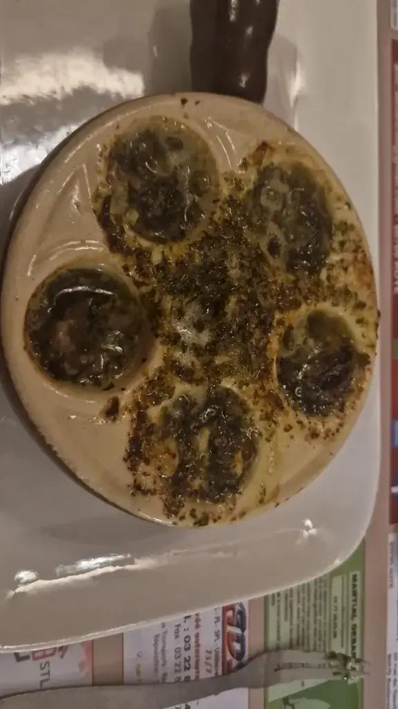 S. Sing_La Taverne_Roye_review