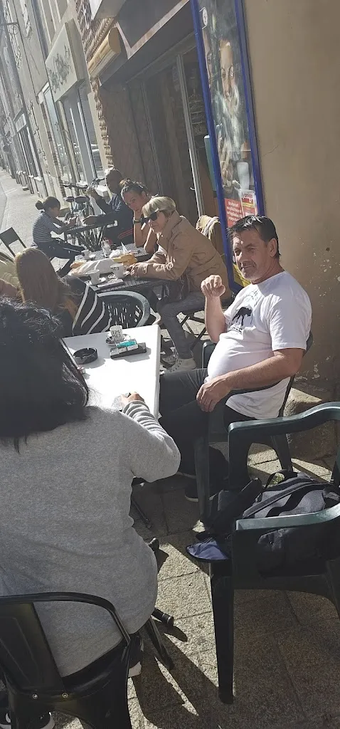 Nicolas Clémenceau_Café du Siècle_Saint-Julien-du-Sault_review