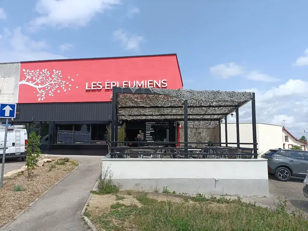 Les Epleumiens restaurant in Saint-Apollinaire