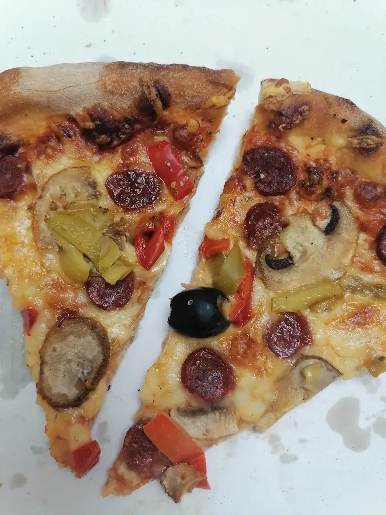 Menü_Pizza du Bourg_Saint-Apollinaire_Bild_5