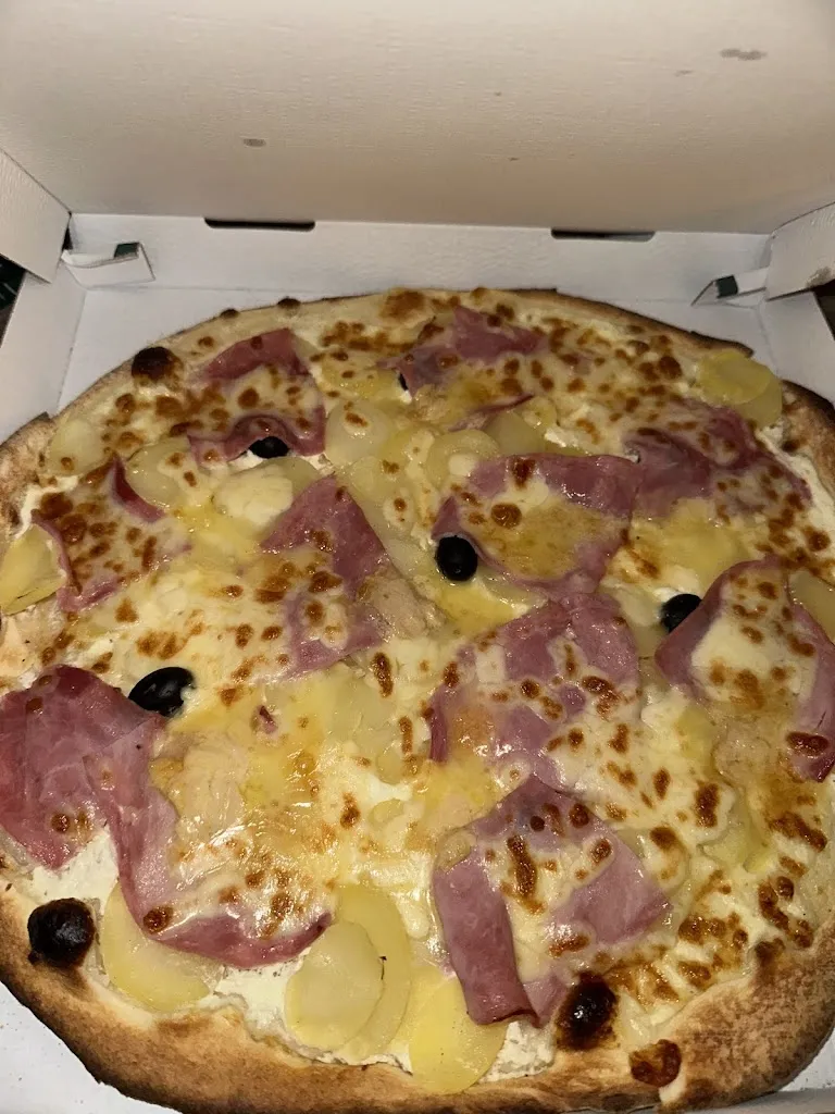 Julie LALEVEE_Le Kiosque à Pizzas_Saint-Apollinaire_recensione