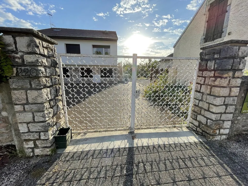 L'Epleumien_Saint-Apollinaire_slider_image_2