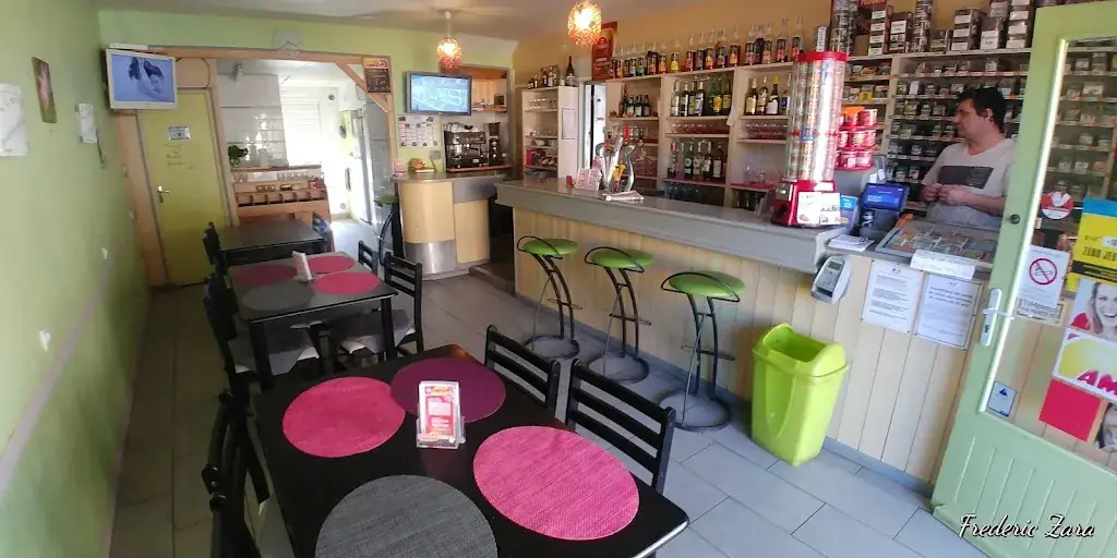 La Coulée Douce restaurant à Saint-Léger-sur-Dheune