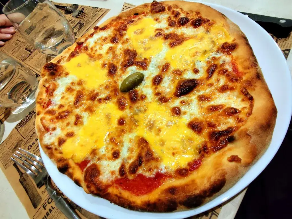 Menü_Pizzeria Chez Vivi_Alixan_Bild_2