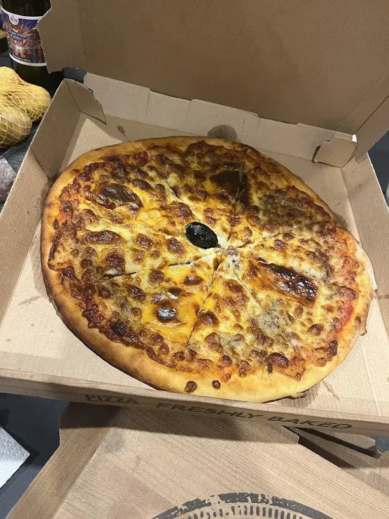 Menü_Pizzeria Chez Vivi_Alixan_Bild_5