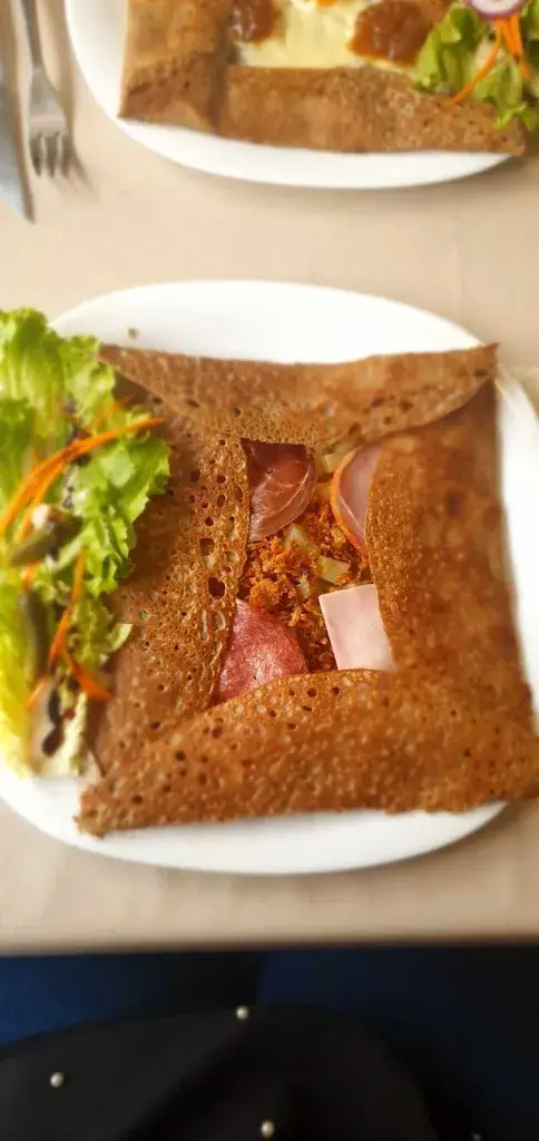 Nicolas Lespagnol_Restaurant Crêperie des fontaines_Saint-Florentin_review