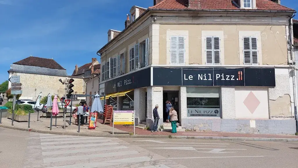 Claude Dervin_Le Nil pizz_Saint-Florentin_review