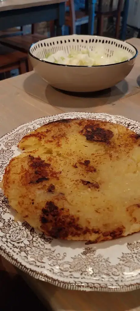 juju teix_Le P'tit Caveau_Saint-Hippolyte_review